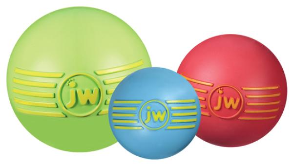 JW Isqueak Ball