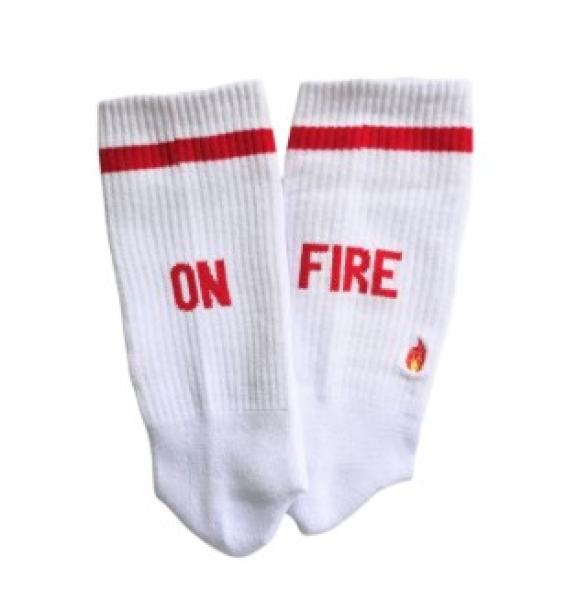 dynamixx design Socks "On Fire"